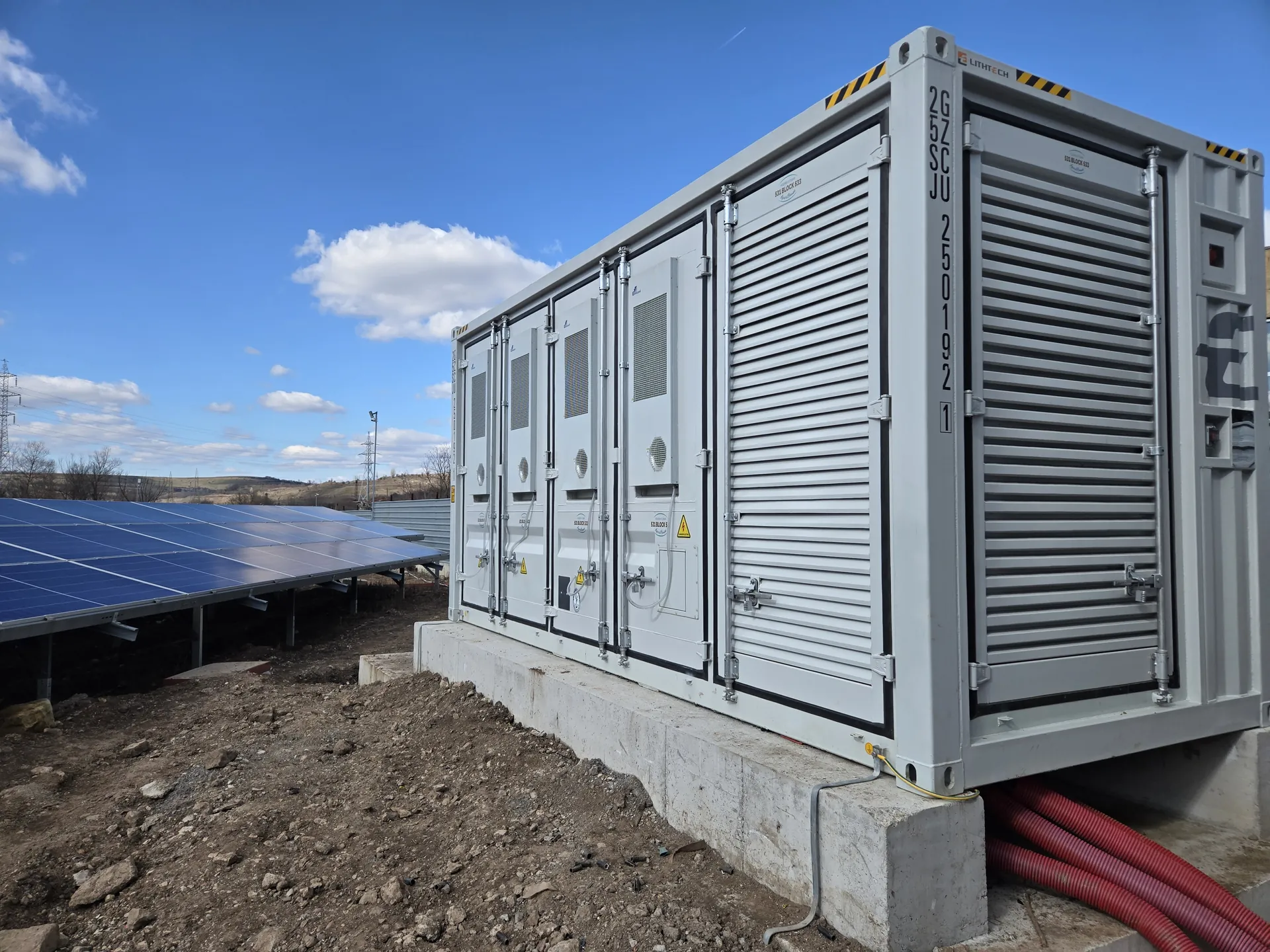 Перник: фотоволтаичен парк 2 MW с батерия 2,5 MWh